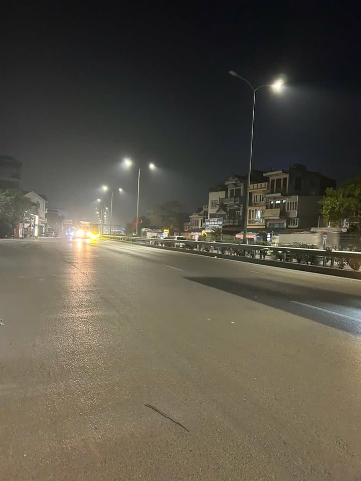 Nhà mặt tiền QL5A Nguyễn Văn Linh, Hưng Yên 120m² giá 10.8 tỷ - Cơ hội đầu tư tuyệt vời!