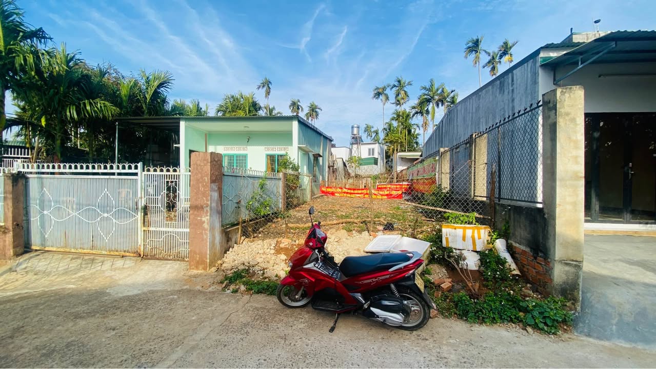 Đất Hoa Thắng Phường Tân Lập 168m² giá 1.39 tỷ - Vị trí đẹp gần trường học!