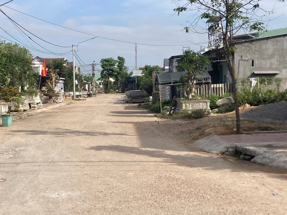 Đất nền Nhơn Thành, Huyện Phù Cát 95m² giá 900 triệu - Đường 2 mặt, cơ hội đầu tư tuyệt vời!