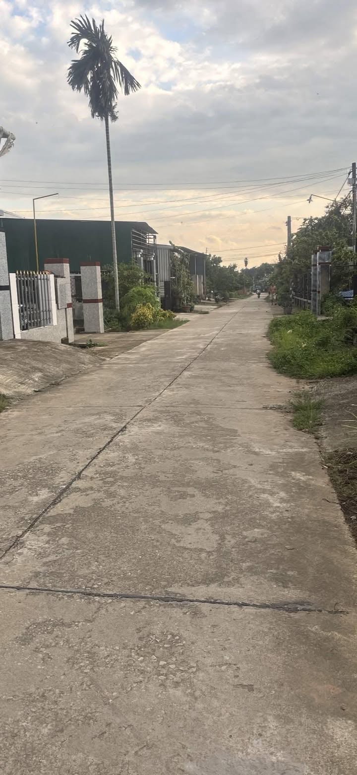 Đất thổ cư Bắc Ruộng, Tánh Linh, 400m² giá 23.2 tỷ - Sổ đỏ chính chủ