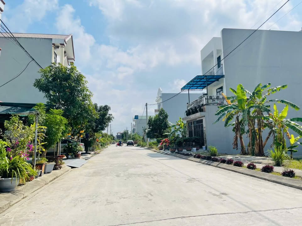 Đất nền Yên Phong, Yên Mô 102m² giá 4 tỷ - Cơ hội đầu tư hấp dẫn!