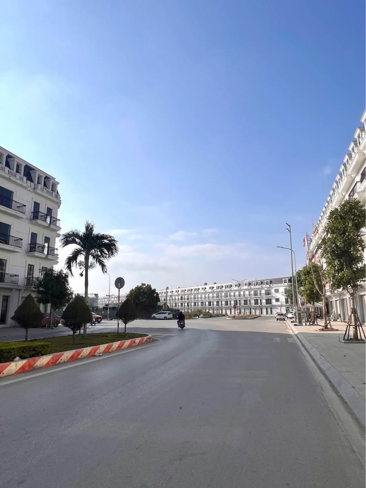 Nhà xây thô đường Trịnh Kiểm, phường Đông Vệ, 90m² giá 8 tỷ - Cơ hội đầu tư tuyệt vời!