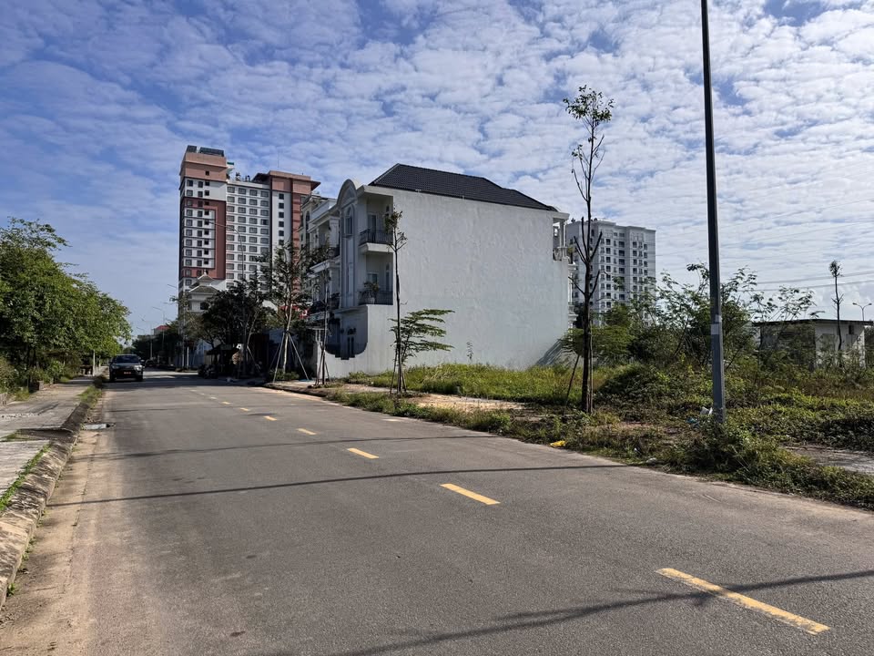 Đất nền KQH Đông Nam Thủy An, TP Huế 84m² giá 3 tỷ - Vị trí đắc địa!