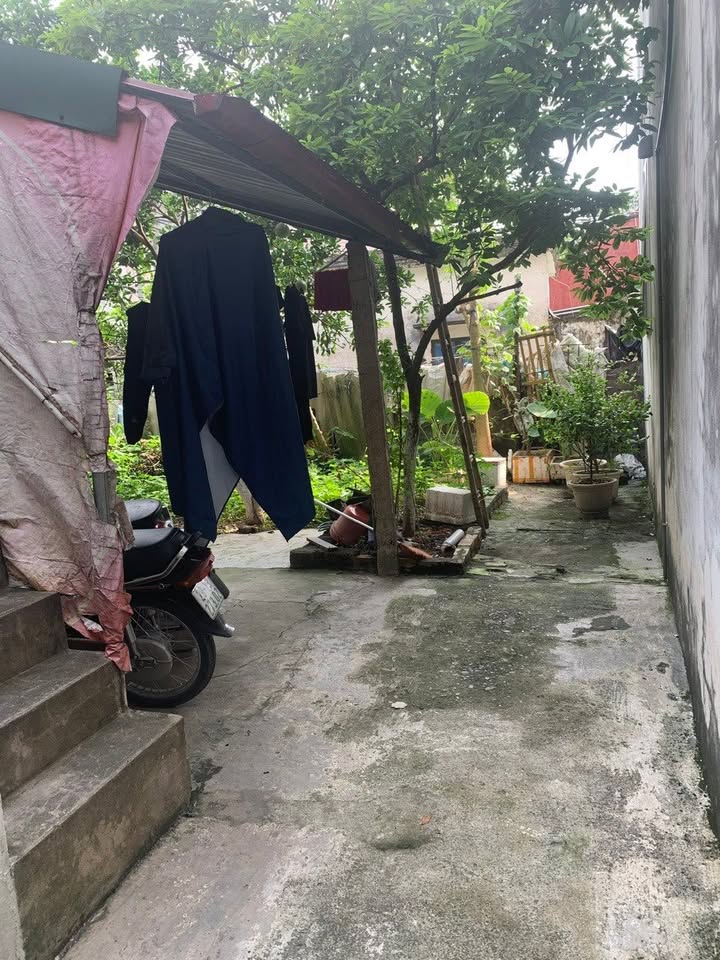 Đất lô góc Tây Mỗ, Nam Từ Liêm 50m² giá 6.2 tỷ - Sổ đỏ chính chủ