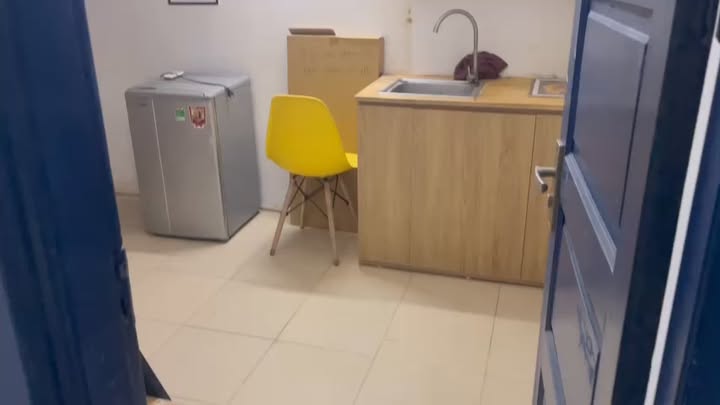 Phòng cho thuê tại Ngõ 79 Dương Quảng Hàm, Cầu Giấy - Giá chỉ 3.3 triệu/tháng!