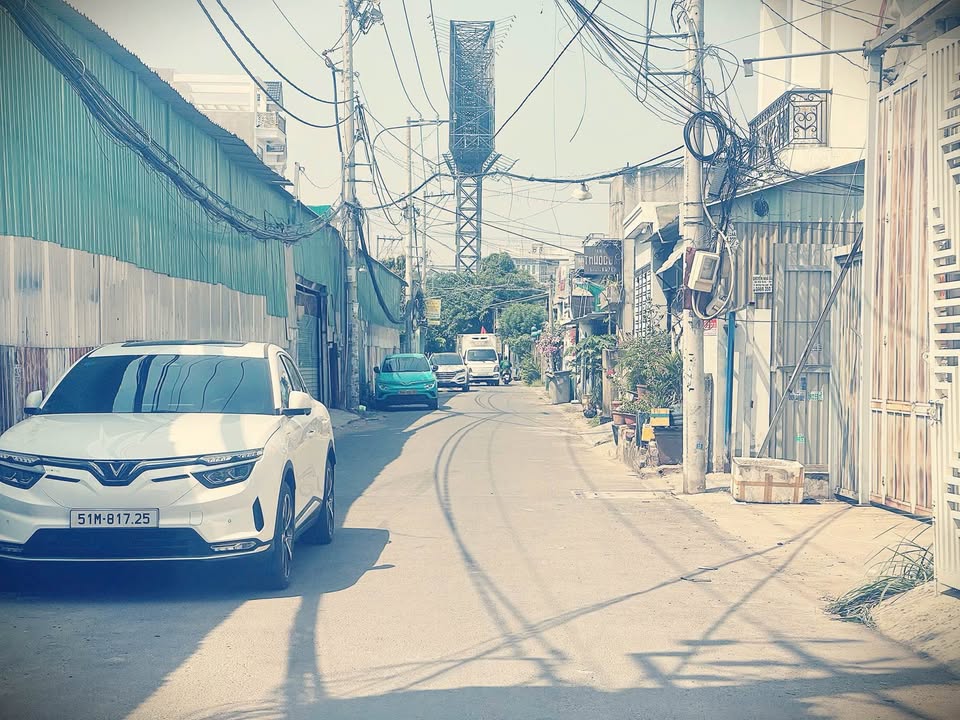 Nhà mới Hiệp Bình Phước 69m² giá 4 tỷ - Hẻm xe tải thuận tiện!