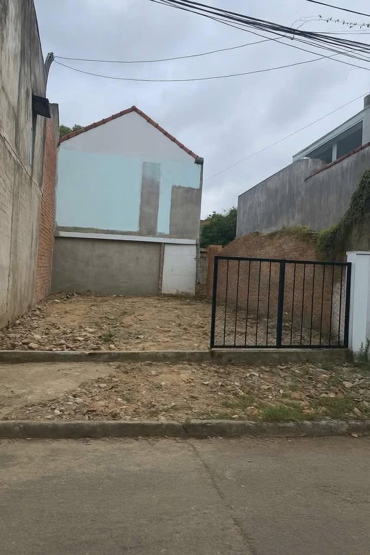 Đất nền Phường 9, Tuy Hoà 53m² giá 1.4 tỷ - Sổ đỏ chính chủ, vị trí đắc địa!