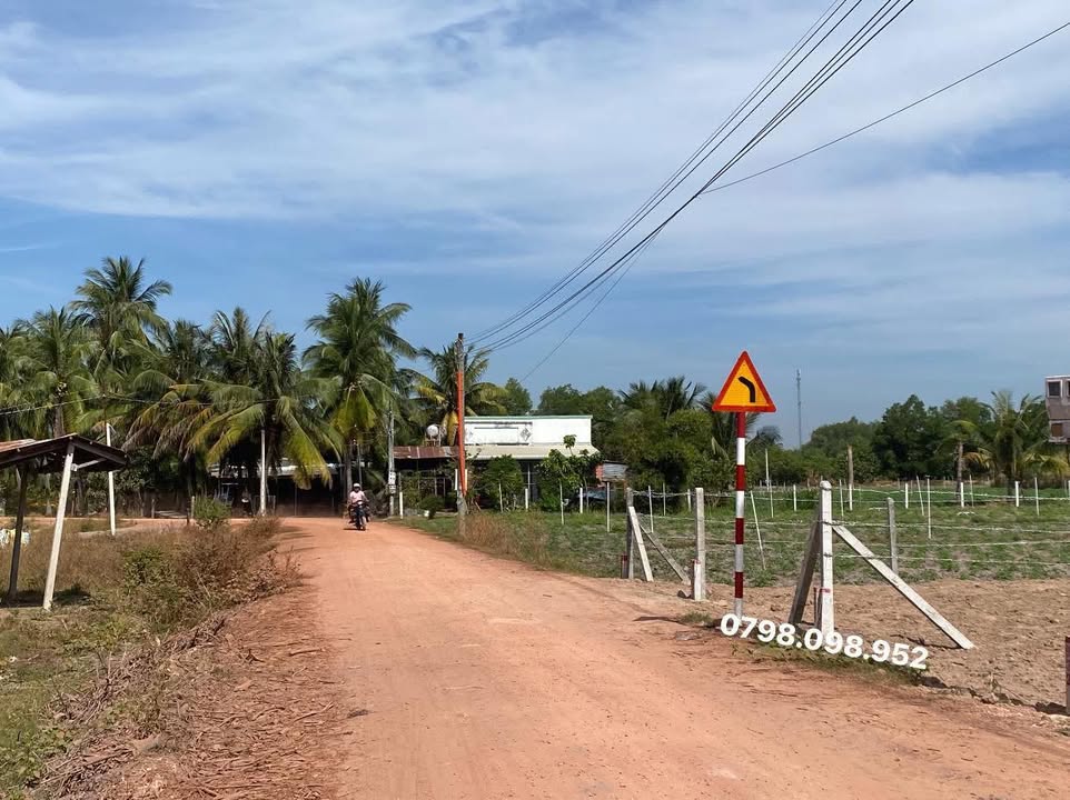 Đất thổ cư Dương Minh Châu 150m² giá chỉ 399 triệu - Cơ hội đầu tư hiếm có!