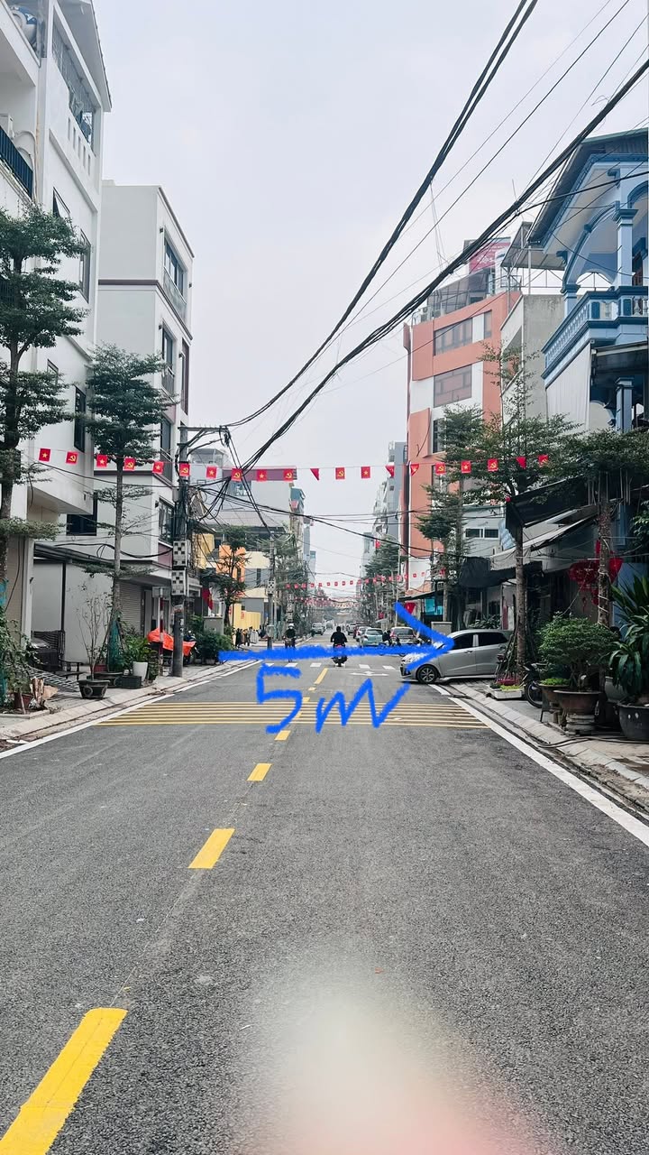 Nhà 3 tầng Phú Thượng 59m² giá 13 tỷ - Lô góc hiếm, vị trí đắc địa gần Ciputra!