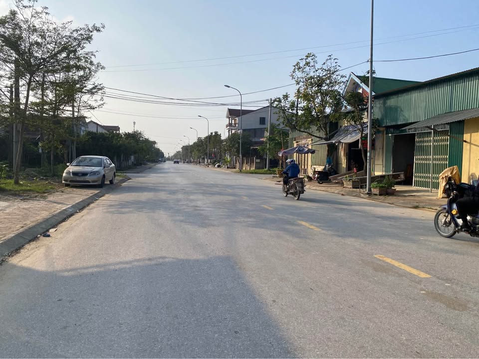 Đất mặt tiền đường Nguyễn Huy Lung, TP Hà Tĩnh 212m² giá 6 tỷ - Cơ hội đầu tư hấp dẫn!