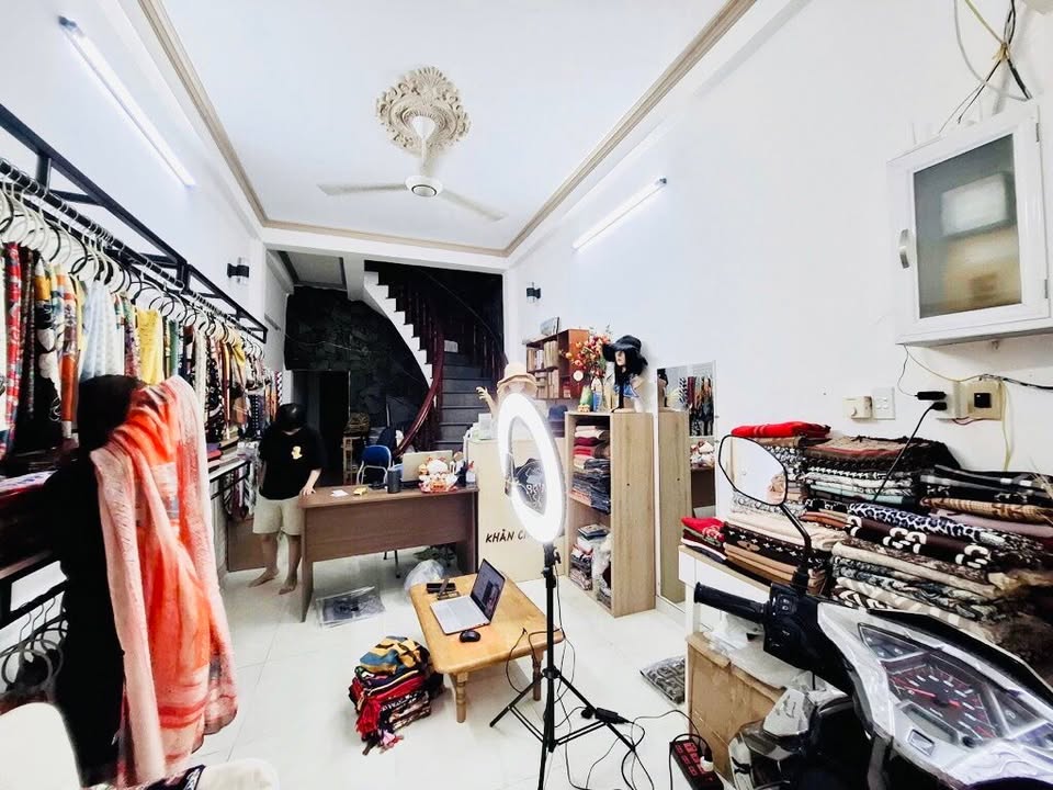 Nhà phố Duy Tân, Phú Nhuận 47m² giá 6 tỷ - Khu dân trí cao, yên tĩnh!