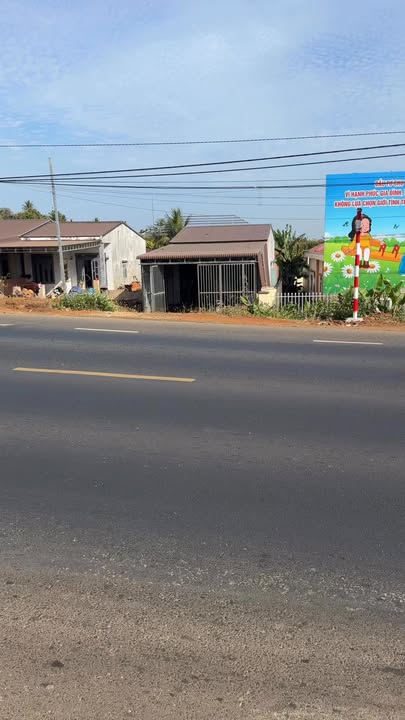 Nhà chính chủ tại Quốc lộ 14, Đắk Gằn, 270m² giá 1.7 tỷ - Cơ hội hiếm có!