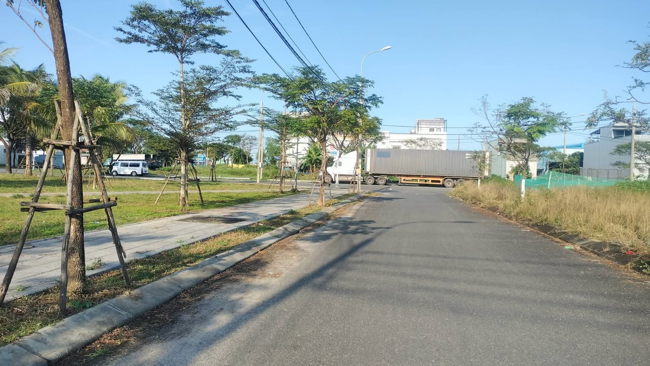 Nhà mặt tiền Phường Hòa Hiệp Nam, 96m² giá 3 tỷ - Vị trí cực đẹp gần biển!