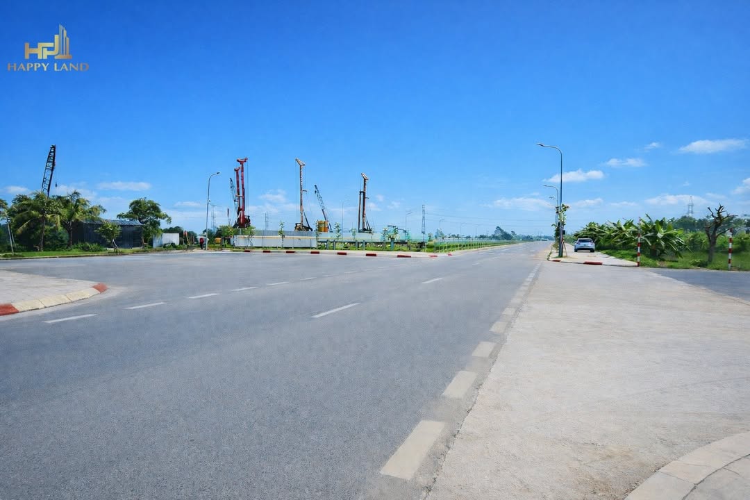 Đất vàng mặt đường Tôn Đức Thắng, Ninh Bình 120m² giá 14 tỷ - Vị trí cực đẹp, chính chủ!