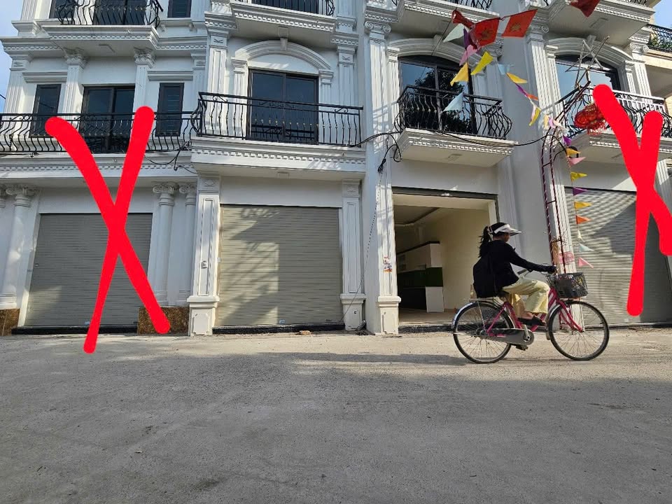 Nhà phố Hữu Hòa - Phú Diễn 35m² giá 6 tỷ - Đón tết ngập tràn niềm vui!