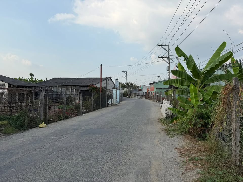 Bán Đất Mặt Tiền Xã Dương Xuân Hội 572,5m² giá 1,4 tỷ - Vị trí đắc địa cho kinh doanh!