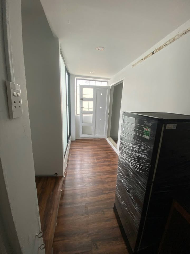 Căn hộ 2PN Full Nội Thất Quận 10 giá 5 triệu - Tiện nghi đầy đủ, sẵn sàng vào ở!