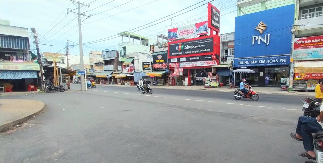 Nhà mặt tiền công viên chợ Cái Dầu, Châu Phú, An Giang 80m² giá 1.7 tỷ - Cơ hội sở hữu tuyệt vời!