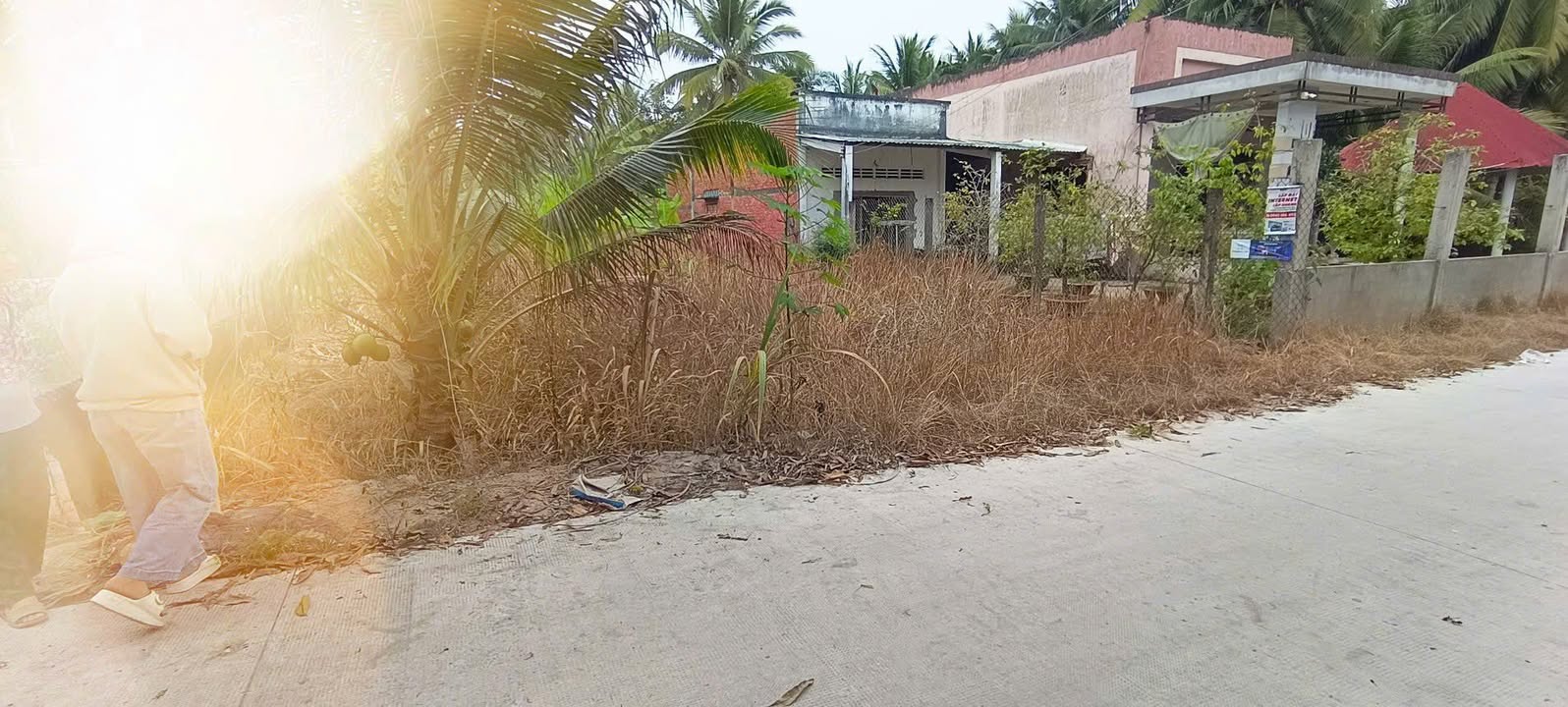 Đất nền biệt thự Sơn Đông 370m² giá 1.2 tỷ - Vị trí gần chợ, tiện ích đầy đủ!