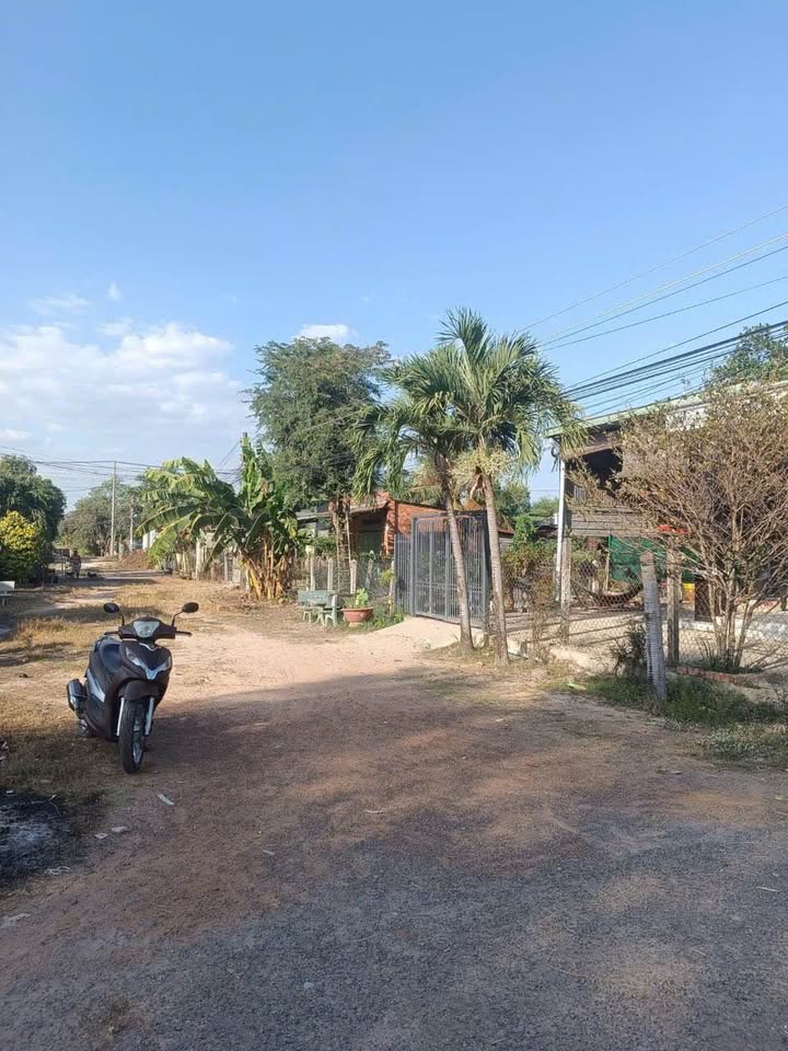 Đất thổ cư 172m² tại Hẻm 30 Ngô Quyền, Tây Ninh - Giá chỉ 240 triệu!