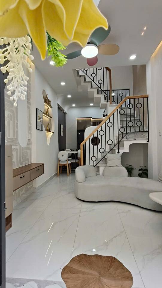 Nhà bán Gò Vấp 21m² giá 3.35 tỷ - Full nội thất, hỗ trợ vay ngân hàng!