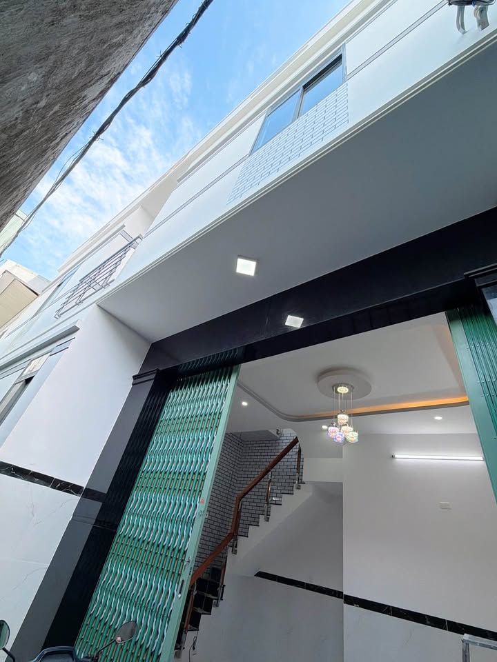 Nhà 2 tầng hẻm 570/3 Nguyễn Thái Học, 46m² giá 2.59 tỷ - Thiết kế đẹp lung linh!