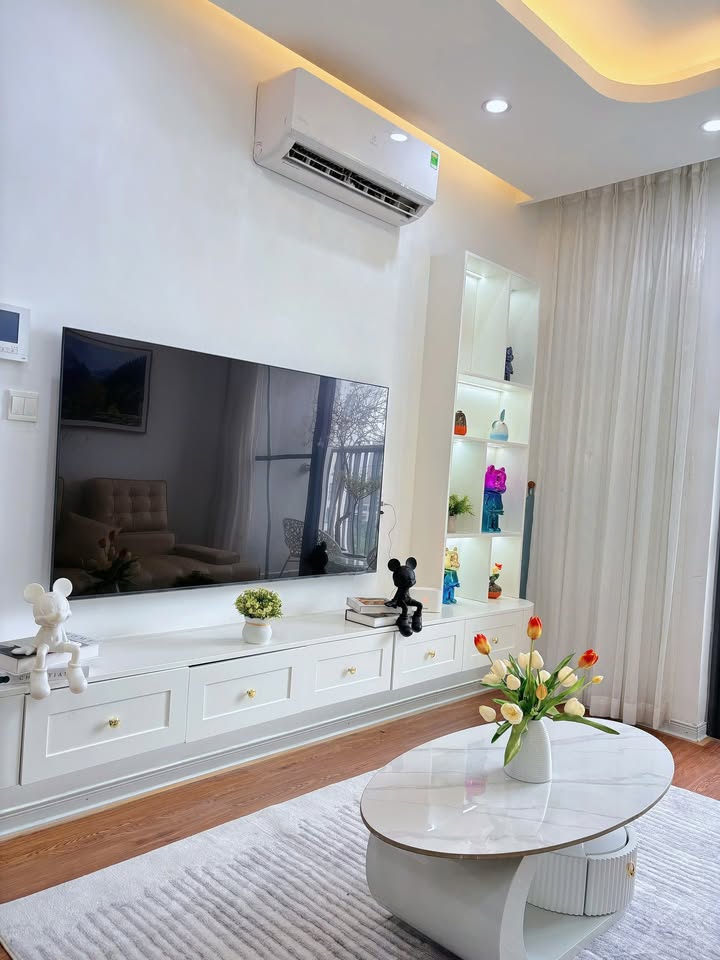 Căn hộ Vinaconex 1, Khuất Duy Tiến 96m² giá 8,2 tỷ - Nhà mới, vào ở ngay!