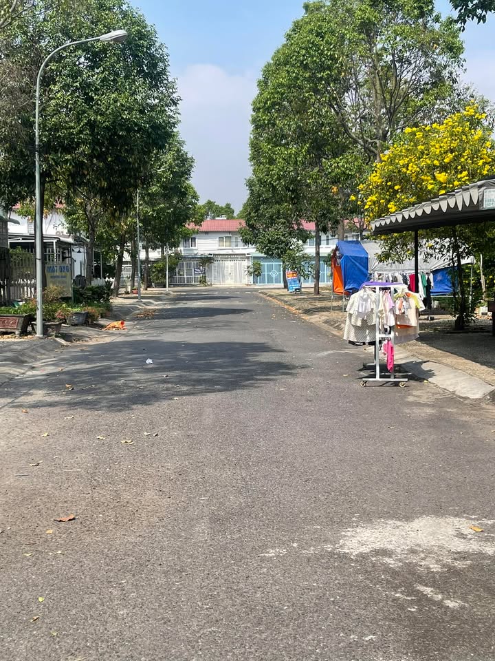 Nhà 1 lầu 1 trệt khu DTA Phước An, 100m² chỉ 2 tỷ - Căn rẻ nhất khu vực!