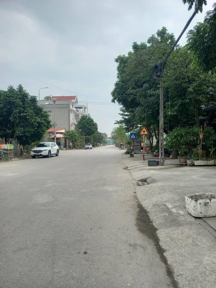 Nhà phố 3,5 tầng Lê Đức Trung, 55m² - Chính chủ bán gấp, gần trung tâm!