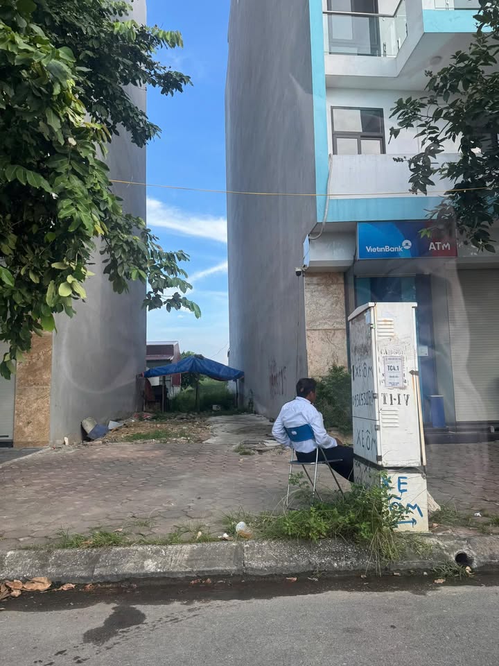 Căn hộ mặt tiền Quốc Lộ 127m² giá 6 tỷ - Cơ hội đầu tư tuyệt vời!