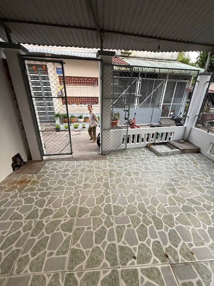 Nhà nguyên căn Phường 4, Vĩnh Long 2PN giá chỉ 3 triệu/tháng - Sẵn sàng cho thuê!