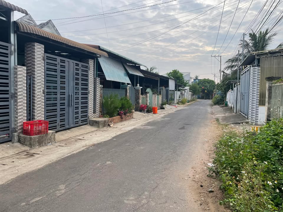 Đất nền Bình Lộc, Long Khánh 120m² giá 990 triệu - Đầu tư sinh lời hấp dẫn!