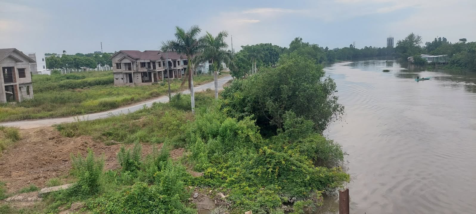 Đất nền ven sông tại KCN Bình Minh, Vĩnh Long 109m² - Đầu tư sinh lời ngay!