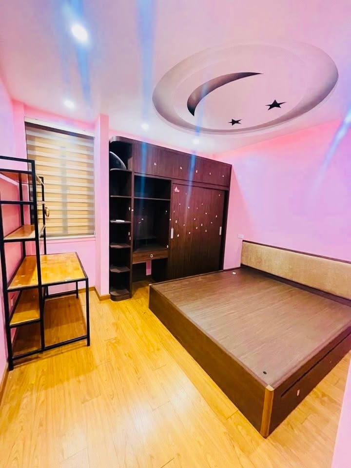 Nhà riêng Vân Canh, Hoài Đức 50m² giá 9 tỷ - Ô tô đỗ cửa, vị trí trung tâm!