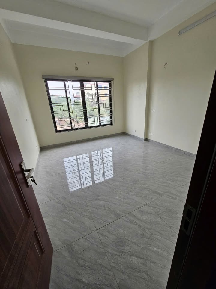 Sàn văn phòng Vạn Phúc 50m² giá 5.8 triệu - Thích hợp cho doanh nghiệp vừa và nhỏ!