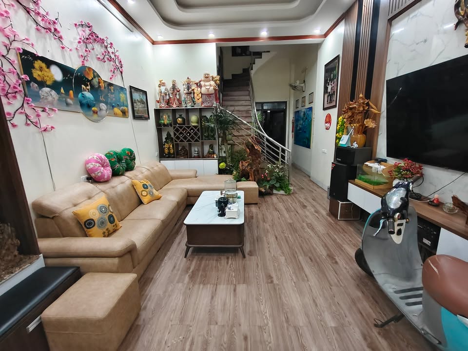 Nhà 3 tầng Đường Đàm Thuận Huy, Phường Dĩnh Kế 64m² - Full đồ, chỉ việc vào ở!