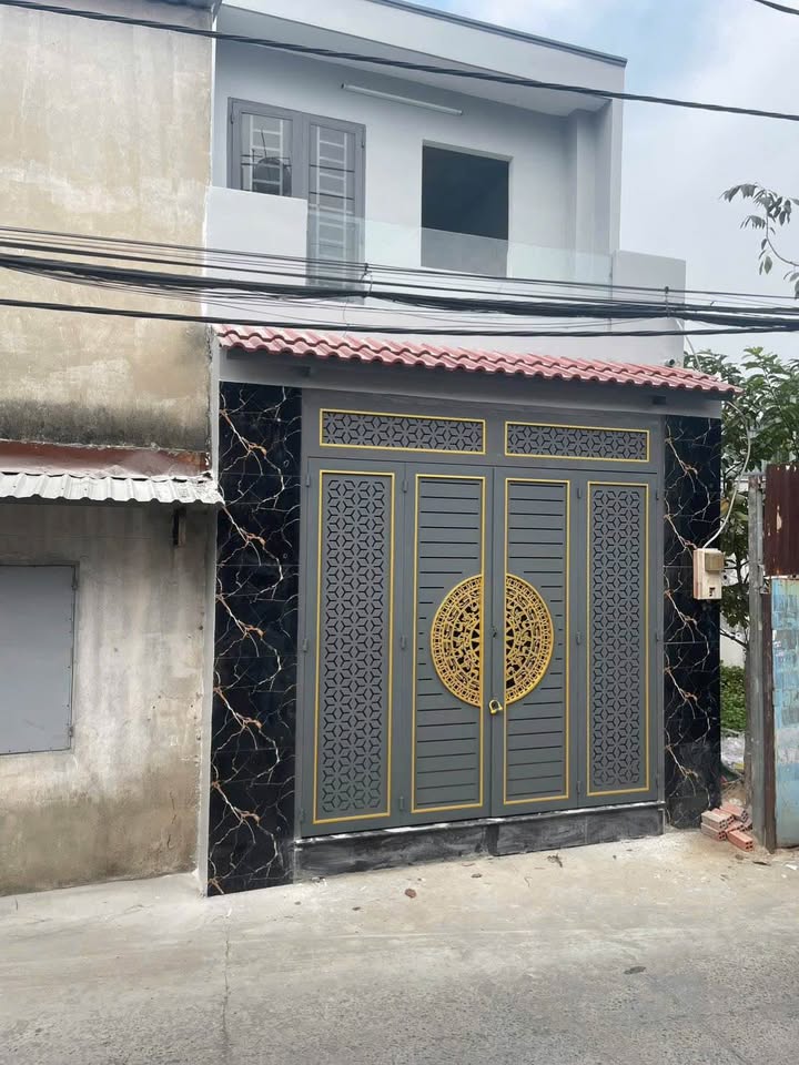 Căn hộ 1/ Nữ Dân Công, 44m² giá 2.1 tỷ - Ngay chợ, hẻm thông rộng rãi!