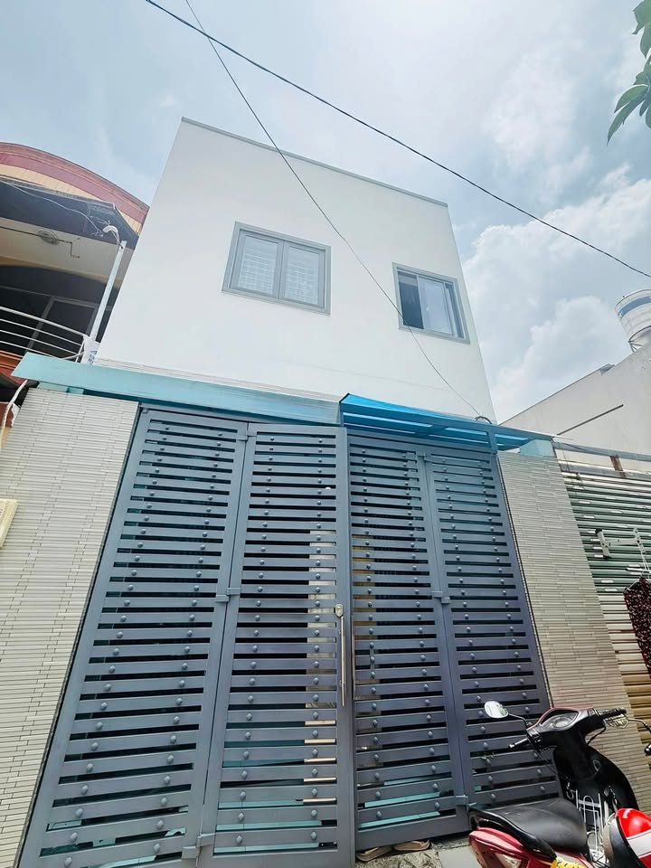 Nhà phố Phường Bình Hưng Hoà A, Bình Tân 40m² giá 4 tỷ - Nhà mới dọn vào ở ngay!