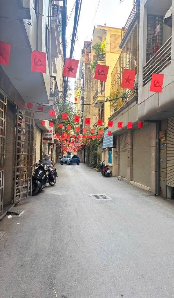 Nhà riêng tại Lạc Long Quân, Tây Hồ 40m² giá 13 tỷ - Sẵn sàng vào ở ngay!