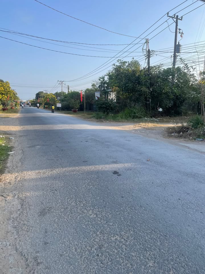 Đất mặt tiền Quốc lộ 53, 217m², giá chỉ 9.1 tỷ - Cơ hội đầu tư hấp dẫn!