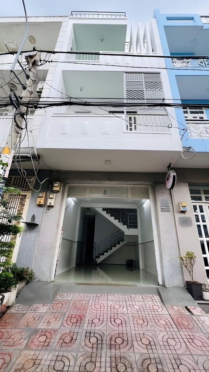 Nhà mặt tiền kinh doanh tại Quận 6 - Diện tích 60m² giá 8.5 tỷ - Sẵn sàng ở ngay!