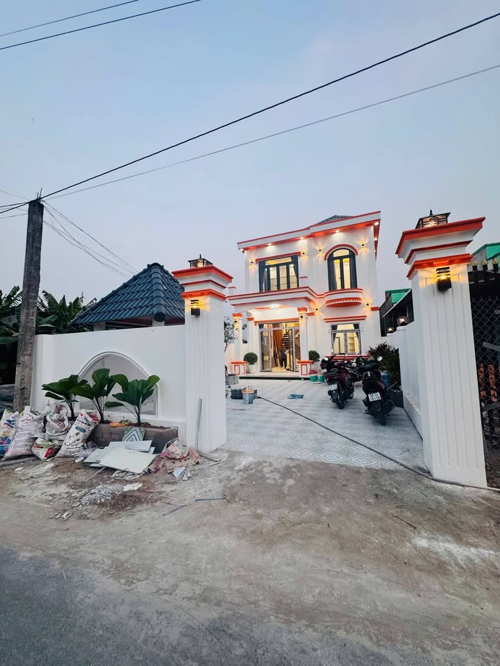 Nhà mặt tiền đường Chùa Tôn Thạnh, 165m² giá 3.88 tỷ - Sổ hồng riêng