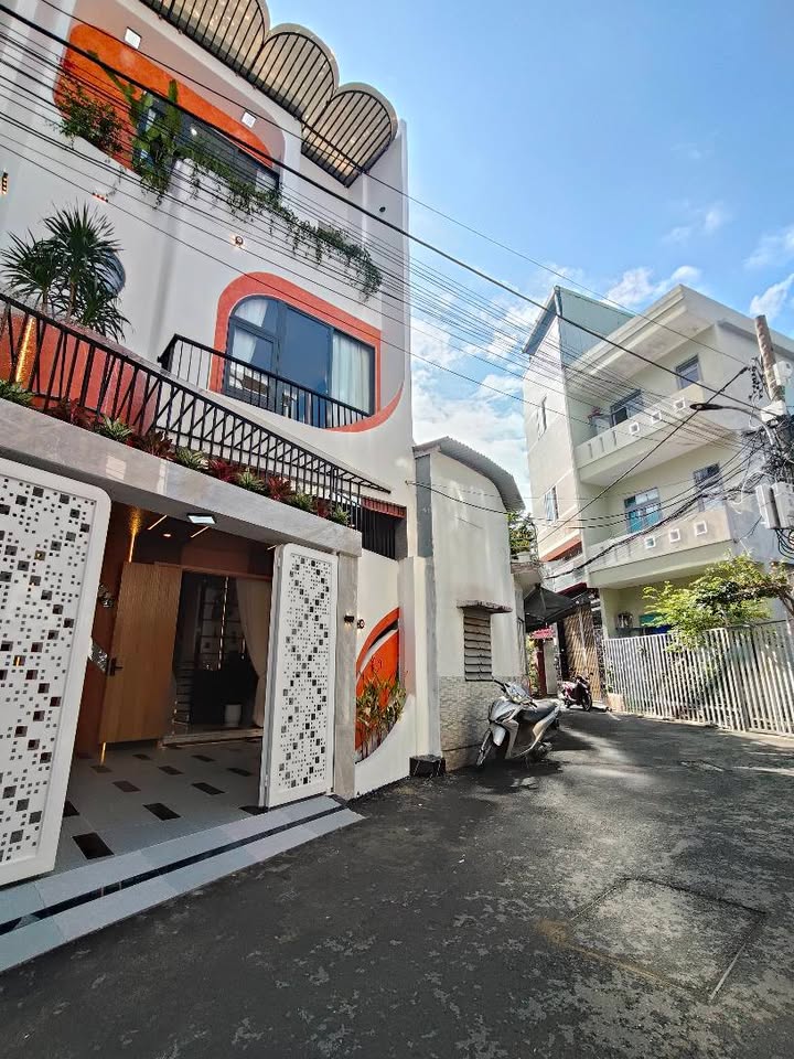 Nhà 3 tầng đường Dũng Sỹ Thanh Khê 57m² giá 5.45 tỷ - Full nội thất sang trọng!