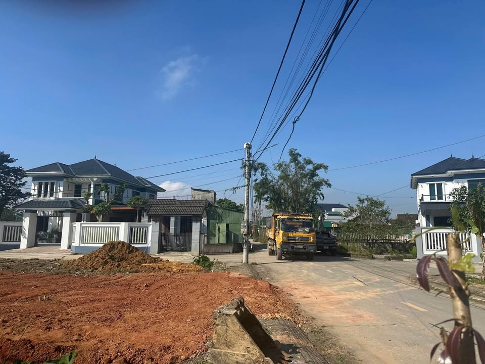 Đất Thạch Đài, Thành phố Hà Tĩnh, 104m² giá 1 tỷ - Vị trí đắc địa, tiện lợi!