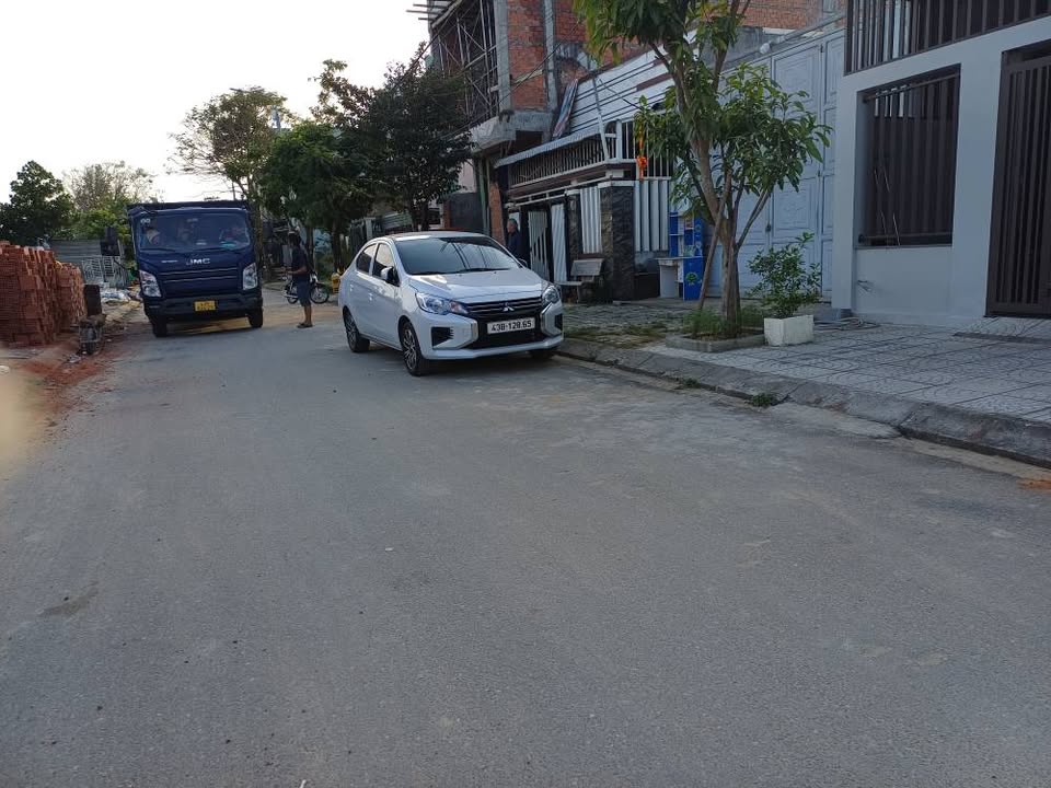 Đất tái định cư Đà Nẵng 93m² giá 4,5 tỷ - Vị trí đắc địa gần KĐT FPT!