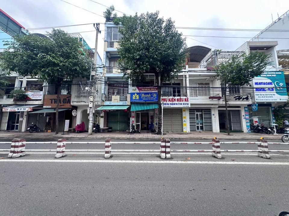 Nhà 5 tầng mặt tiền đường Nguyễn Thị Minh Khai, Nha Trang 59.9m² - Kinh doanh thuận lợi!