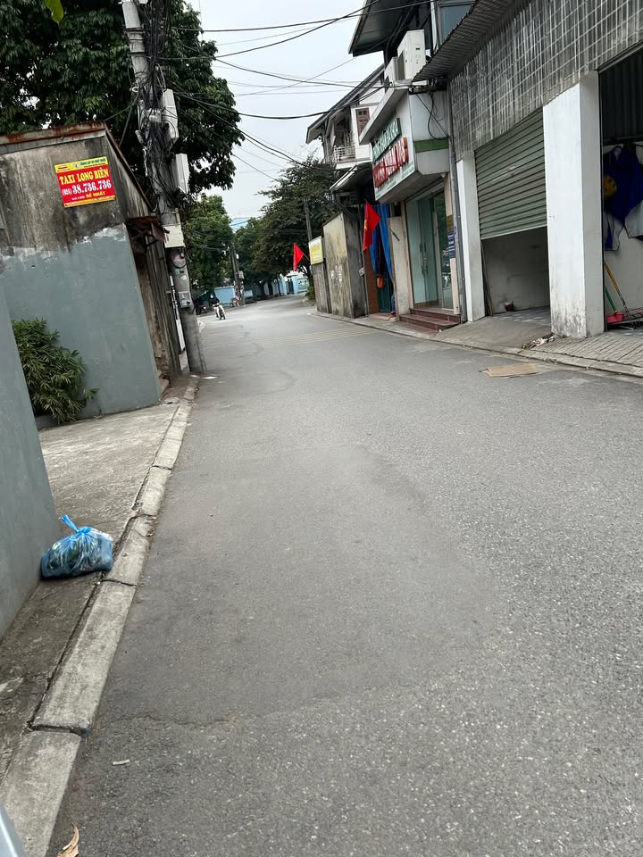 Nhà riêng tại Yên Thường, Gia Lâm 50m² giá 5.75 tỷ - Ô tô qua nhà!