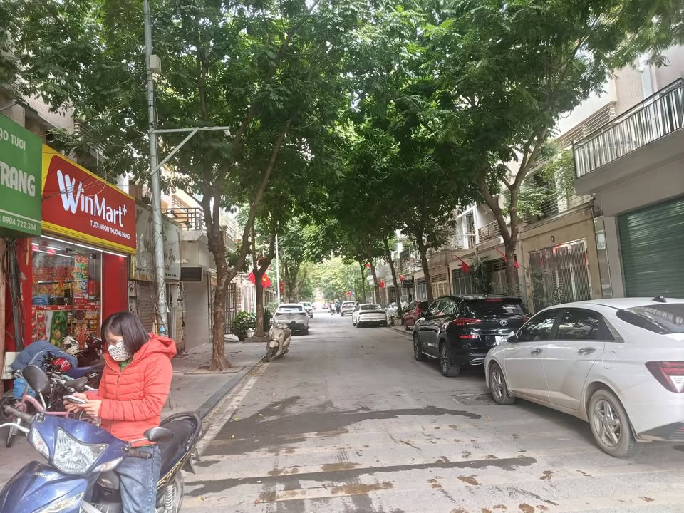 Nhà phố liền kề KĐT Văn Phú Hà Đông 77m² giá 20 tỷ - Giao dịch nhanh trước Tết!