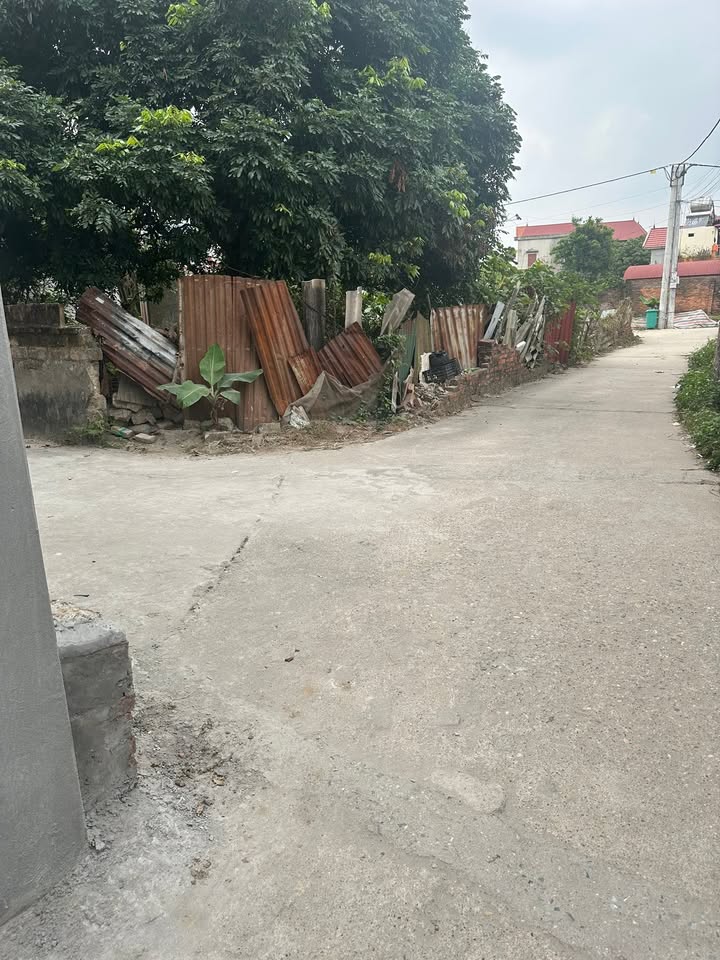 Đất nền Thôn Tuyền - Đông Xuân 100m² giá 2.7 tỷ - Sổ đỏ chính chủ!