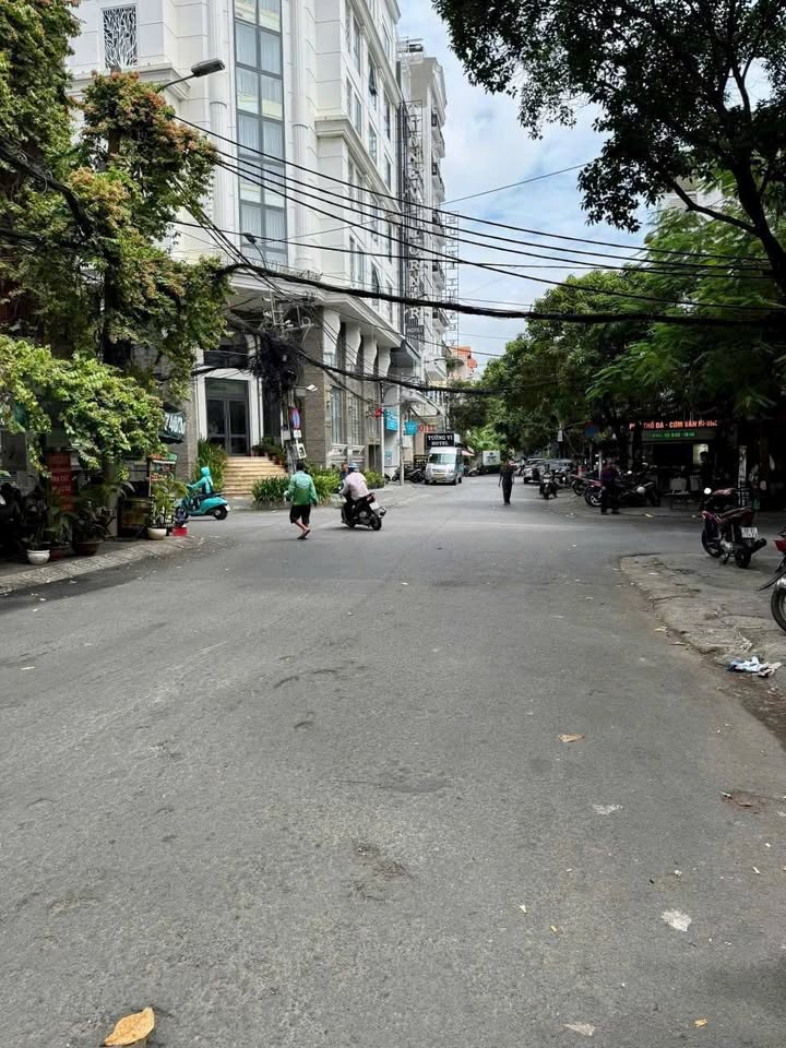 Nhà mặt tiền Trần Thiện Chánh, Quận 10, 83m² giá 29.9 tỷ - Kết nối giao thương lý tưởng!